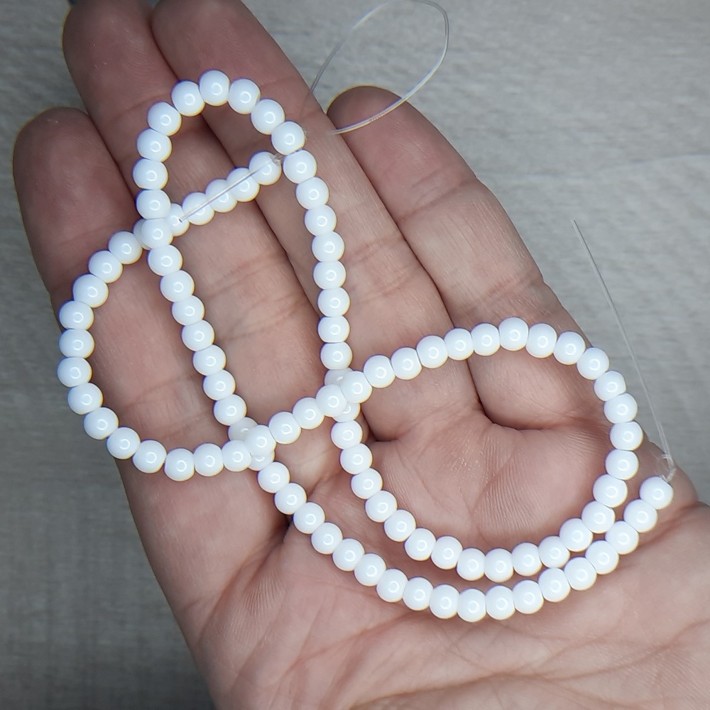 4mm White Glass 15-inch Strand #2